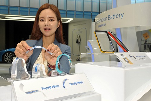 Samsung und LG zeigen biegsamen Akku