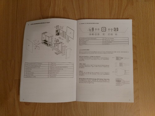 8. Dark Base 700 Handbuch offen.jpg