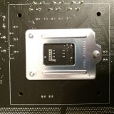 35.-MSI-Z370-Gaming-Pro-Carbon-AC-Mainboard-Ruckseite-CPU-Sockel-Befestigung