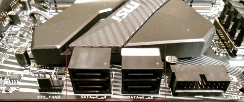63. MSI Z370 Gaming Pro Carbon AC um 90 Grad abgewinkelte SATA Ports