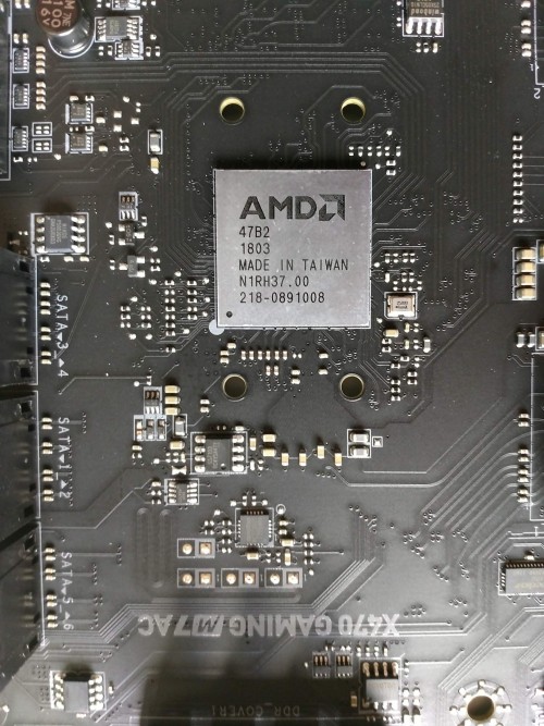 44.-MSI-X470-Gaming-M7-AC-Southbridge-Chipsatz.jpg