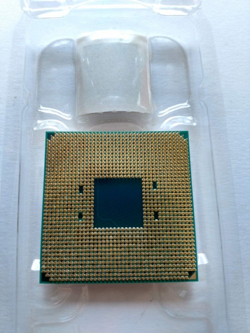 520.-Ryzen-7-2700X-CPU.jpg