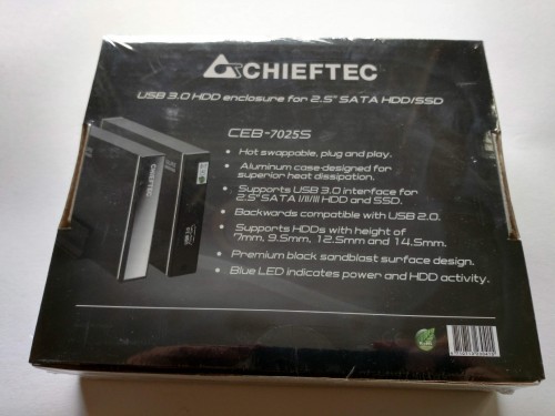 2. Chieftec CEB 7025S Verpackung Rückseite