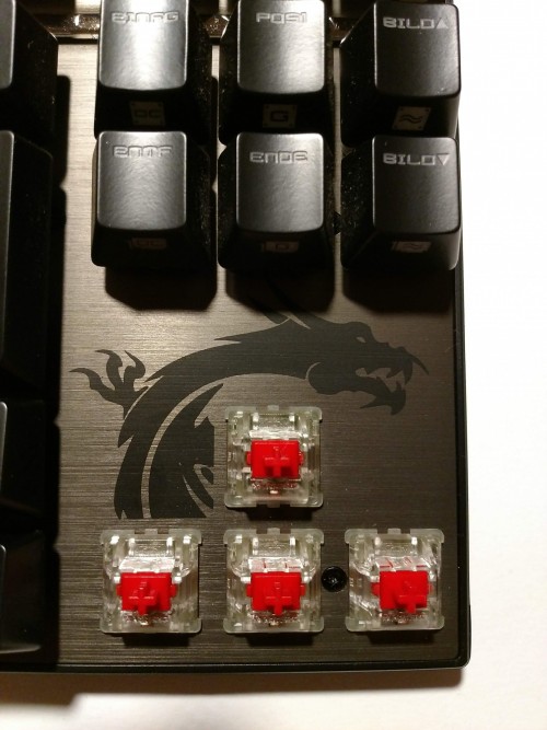 26.-MSI-GK70-Red-RGB-Mode-Keys-ohne-Caps.jpg
