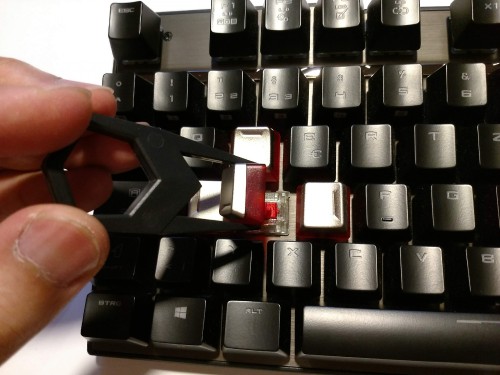 47. MSI GK70 Red Keycap Puller