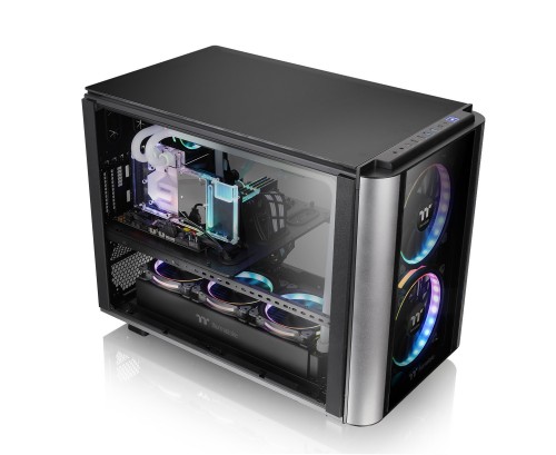 Thermaltake Level 20 XT Cube Chassis has superior hardware and liquid cooling support