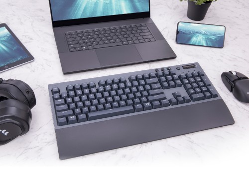 Thermaltake W1 Wireless: Mechanische-Gaming-Tastatur mit Cherry-Schaltern