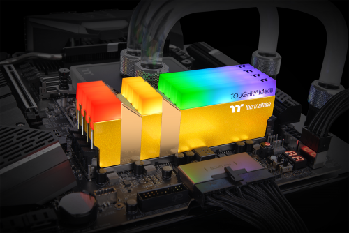 Theramltake TOUGHRAM RGB Metallic Gold DDR4 Memory Kit 3,600Mhz 16GB (8GB x2) Application