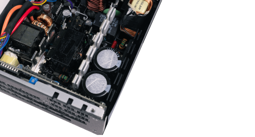 EVGA SuperNova 1600 P+ und 1300 P+: High-End-Netzteile mit höchster Effizienz