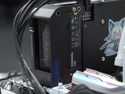 GeForce RTX 4060 Ti mit M.2-PCIe-4.0-SSD-Slot: Neue Konzept-Grafikkarte von Asus