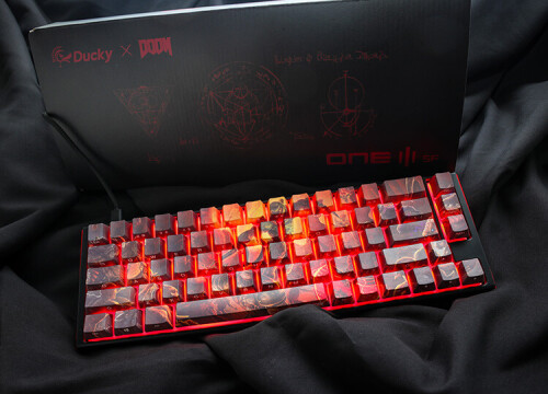 Ducky x Doom: new gaming keyboards with an infernal design for Doom