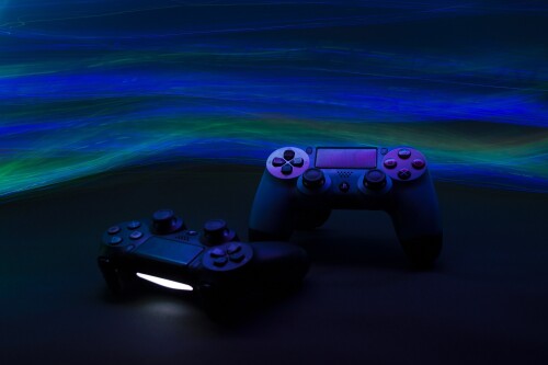 game-console-6603120_1920.jpg