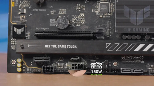 Asus-Prototyp-Mainboard überträgt 250 Watt GPU-Leistung direkt über PCIe