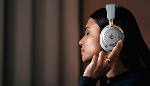 Bild zu SteelSeries Arctis Nova Elite: Hi-Res Wireless-Headset für anspruchsvolles Gaming SteelSeries Arctis Nova Elite: Hi-Res Wireless-Headset für anspruchsvolles Gaming